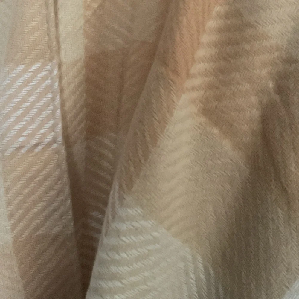 NWT light  weight Ruana wrap cape neutral colors - Picture 9 of 9